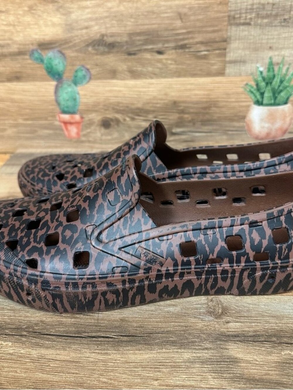 Vans Leopard slip on TRK sneaker beach shoe mens size 9 womens 11 - Picture 3 of 6